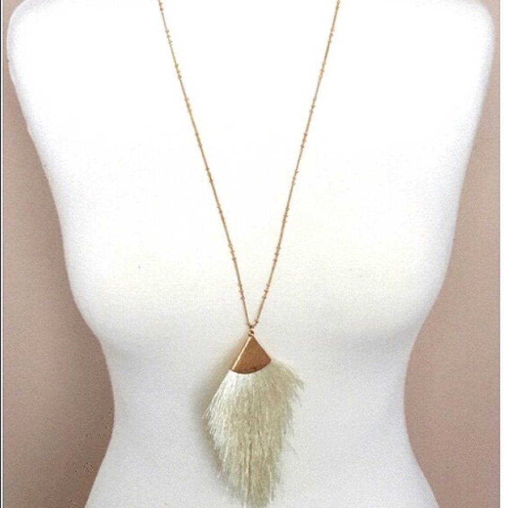 Feathered Long Necklace-Cream/Gold